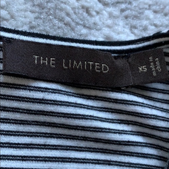 The limited zipper back peplum blouse - Picture 5 of 5